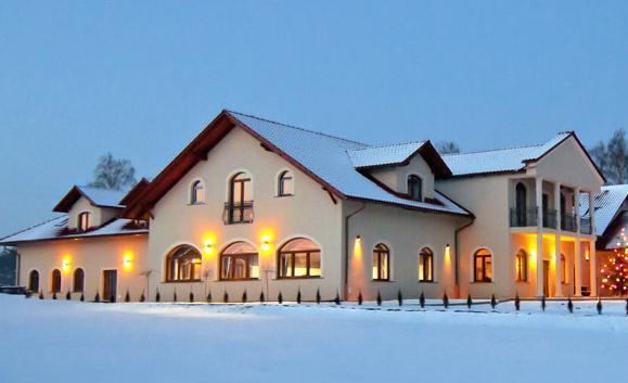 Potocki Dwor Hotell Jędrzejów Exteriör bild